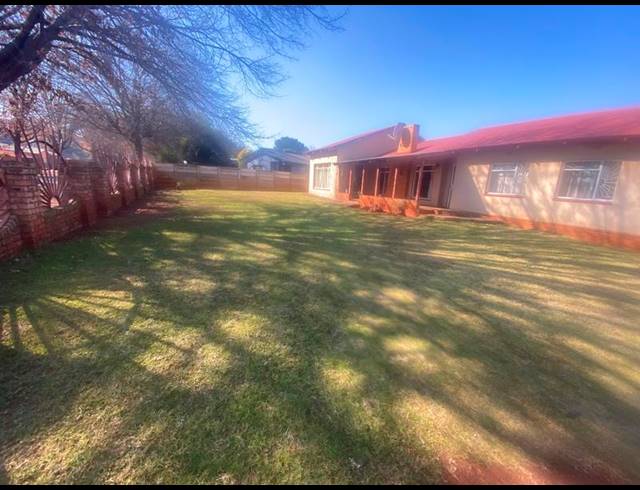4 BEDROOM HOUSE FOR SALE IN KANONKOP